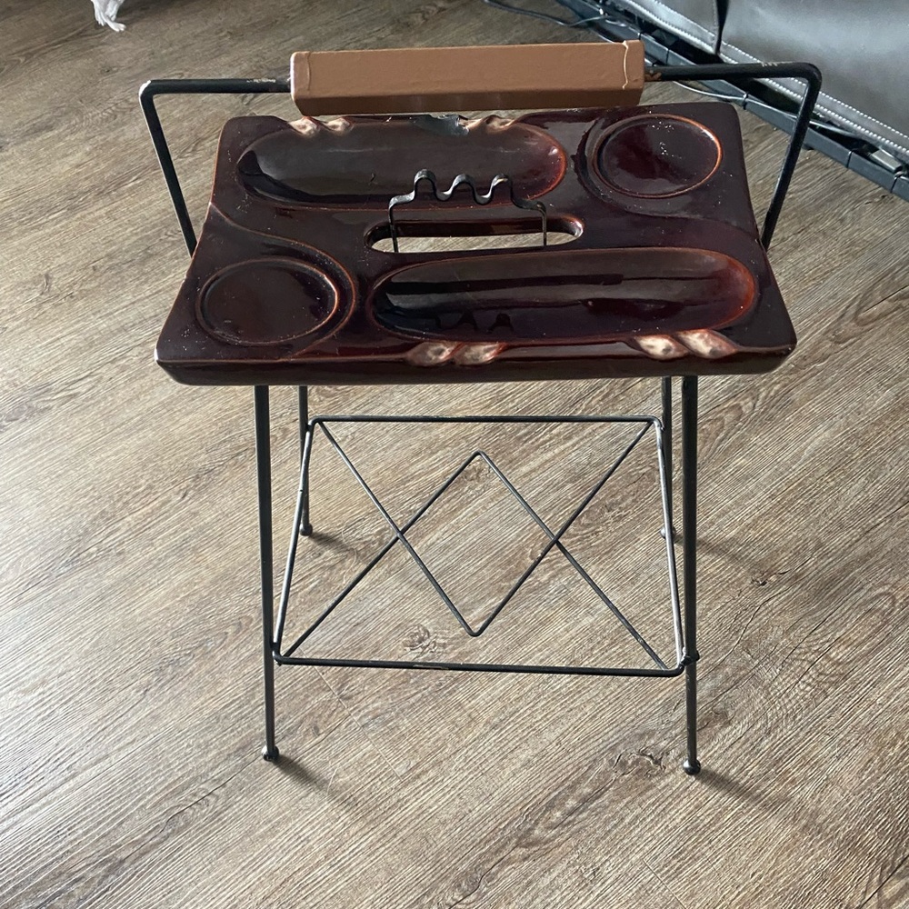 Vintage MCM 1950s wire Tony Paul style ashtray/ drink stand